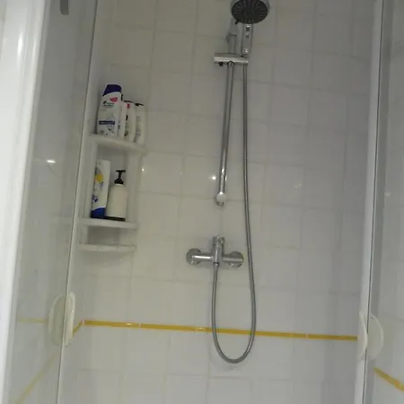 Bed & Breakfast La Lustinoise 4*