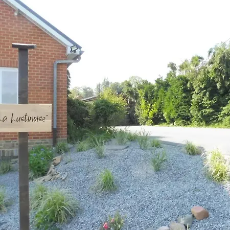 Bed & Breakfast La Lustinoise Lustin