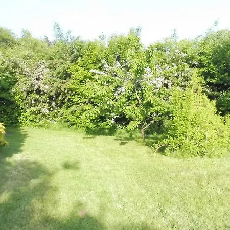 Bed & Breakfast La Lustinoise