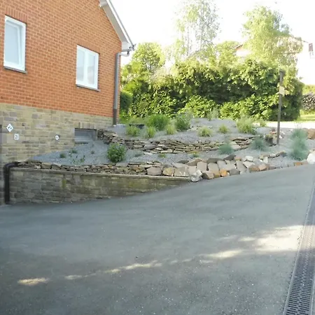 Bed & Breakfast La Lustinoise Lustin